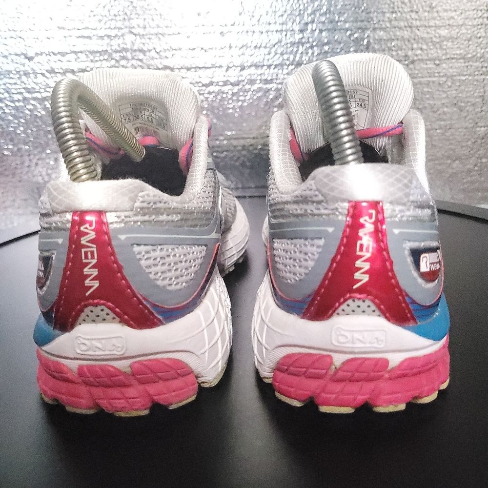 Brooks Women's Brooks Ravenna 6 Raspberry Paradise Gray Running Shoes 7.5 B - Picture 7 of 13